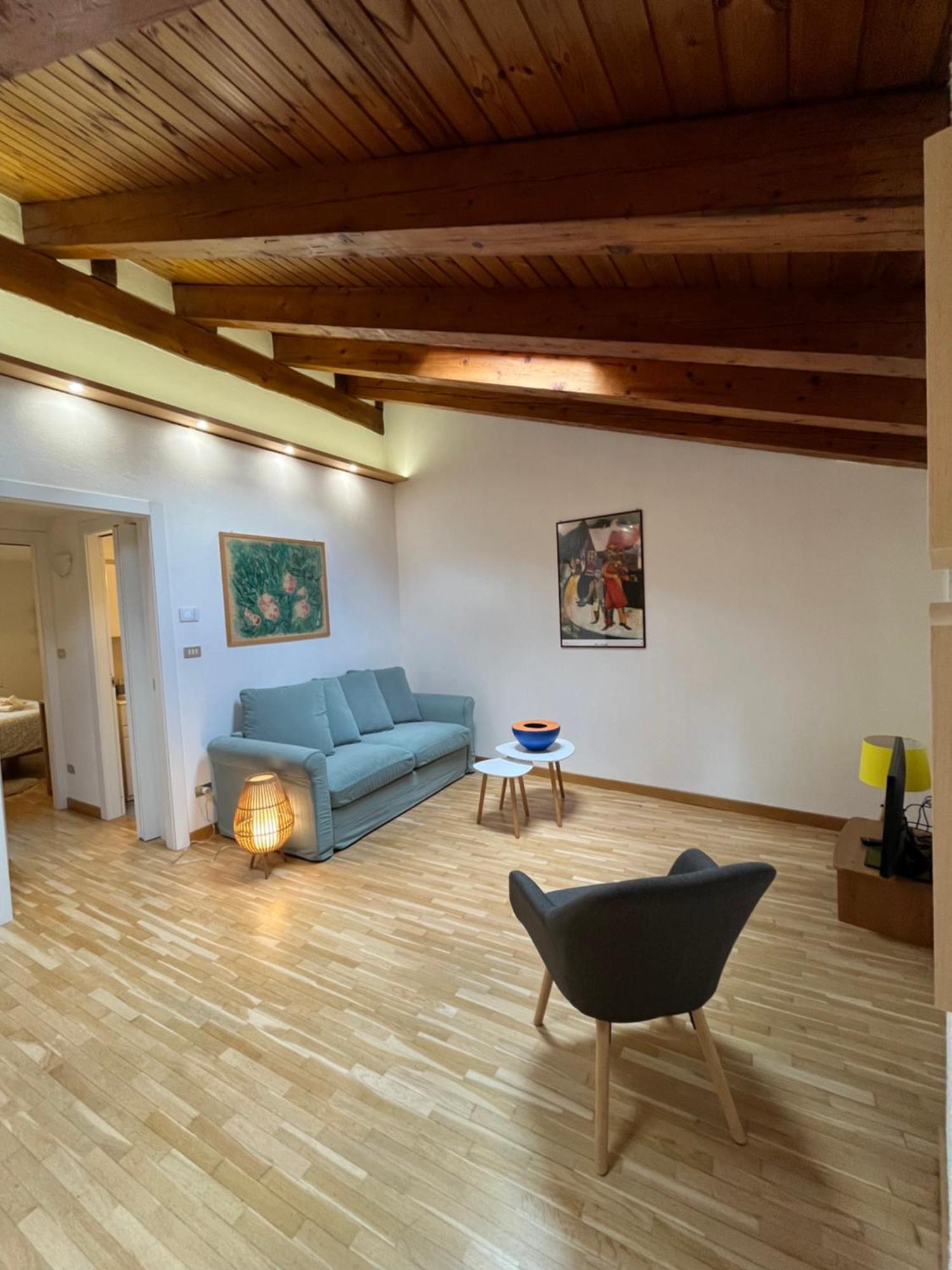 Maison De Trotte Aosta Esterno foto