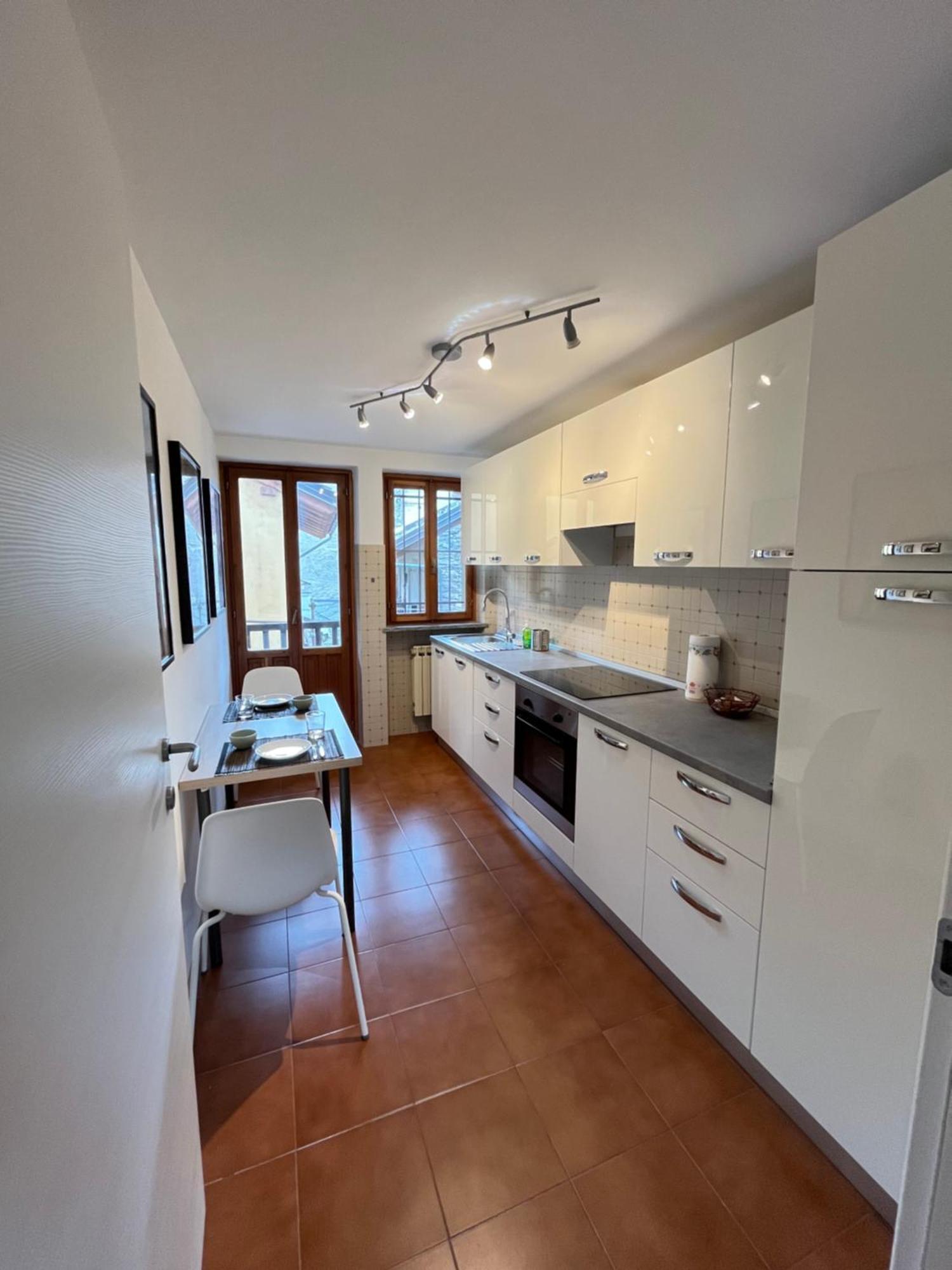 Maison De Trotte Aosta Esterno foto